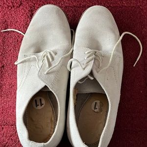 I wore these shoes a few times, some damage on inside left side of right shoe